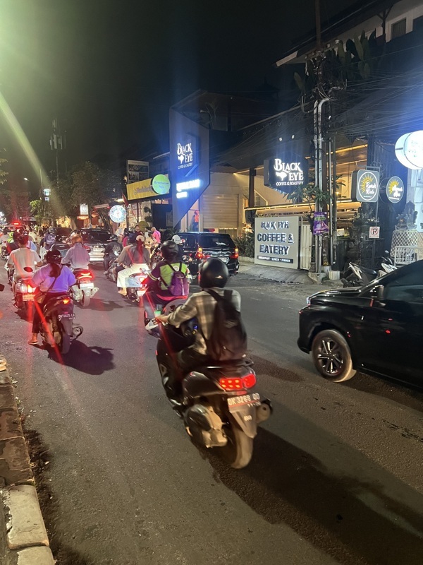 Que des motos, et encore