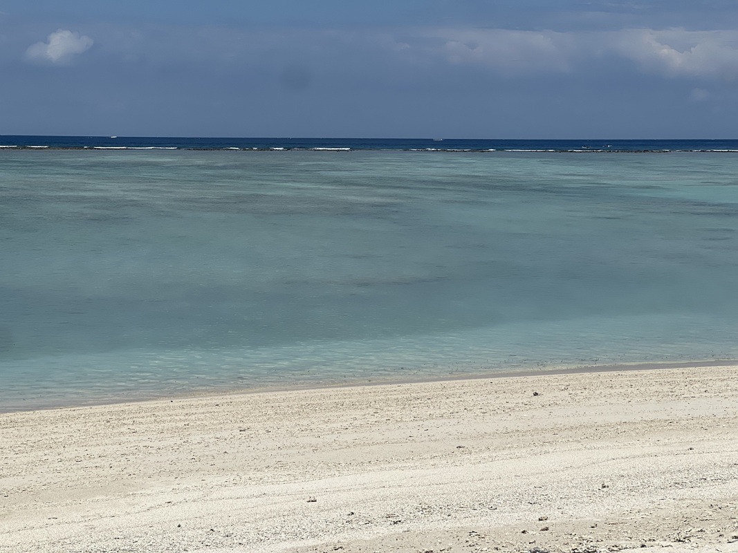 Sable blond et eau turquoise