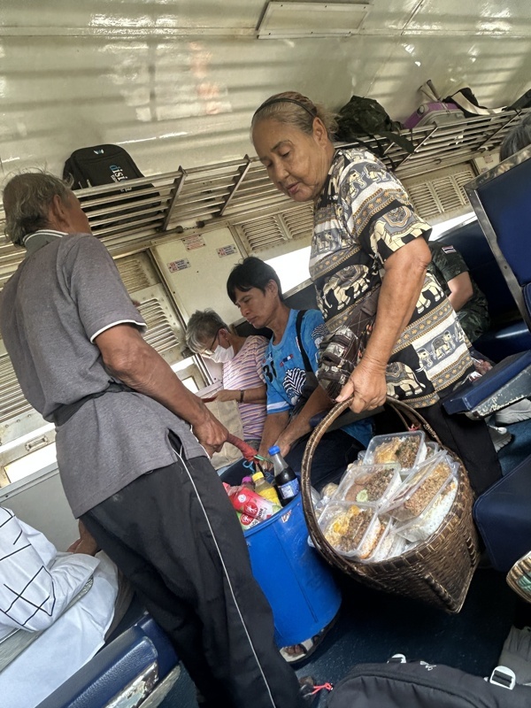 Les locaux qui vendent à boire et à manger