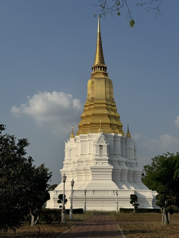 Chedi Sri Suriyothai