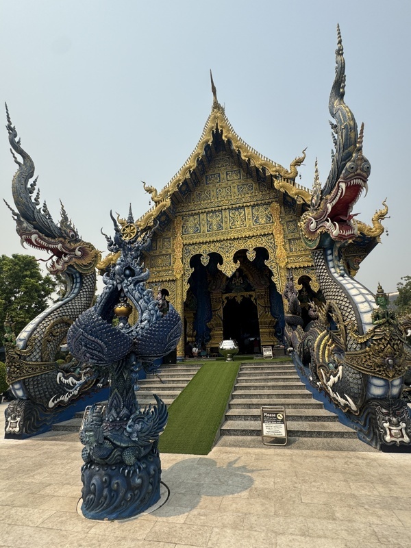 Temple bleu