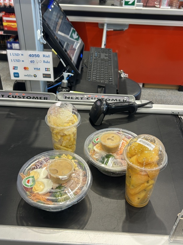 pour au final acheter deux salades et des fruits