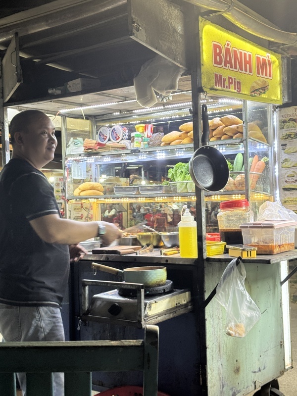 Le stand où on avait pris nos Banh mi