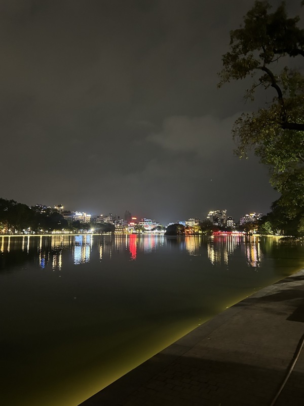 Hanoï le nuit
