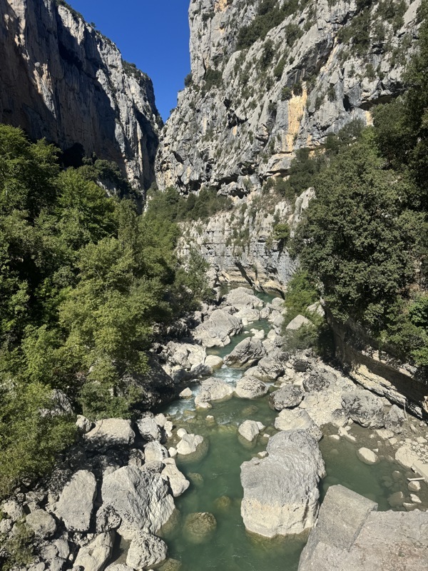 Et voilà, l’eau est très fraîche