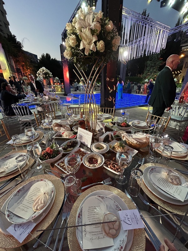 Des très belles tables