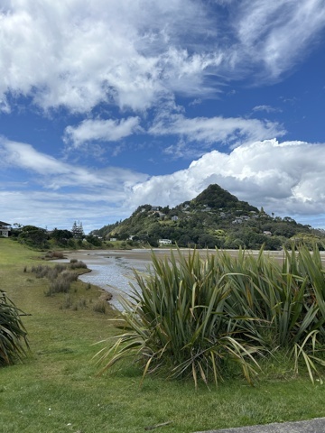 Le Mont Paku juste en face