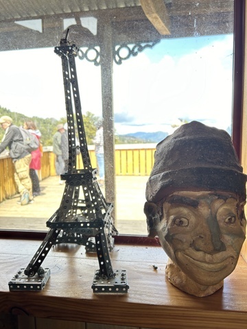 Dédicace à notre Tour Eiffel