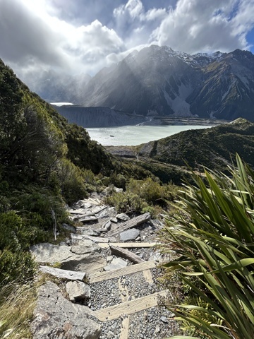 Sealy Tarns