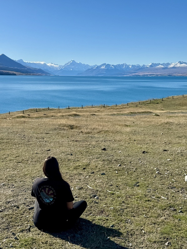Petit moment à contempler la vue sur le mont Cook