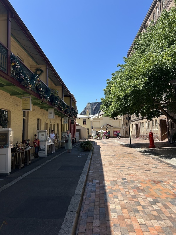Rue dans The Rock