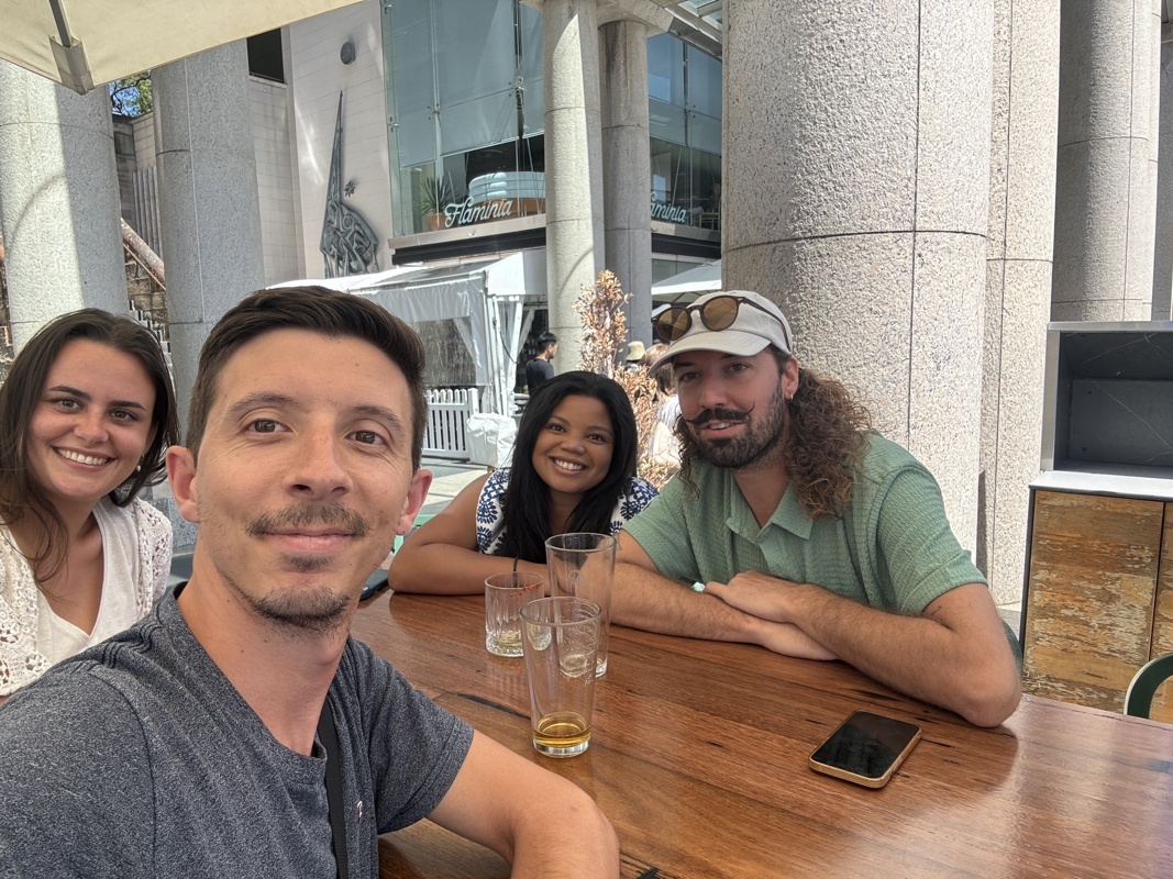 Avec les copains