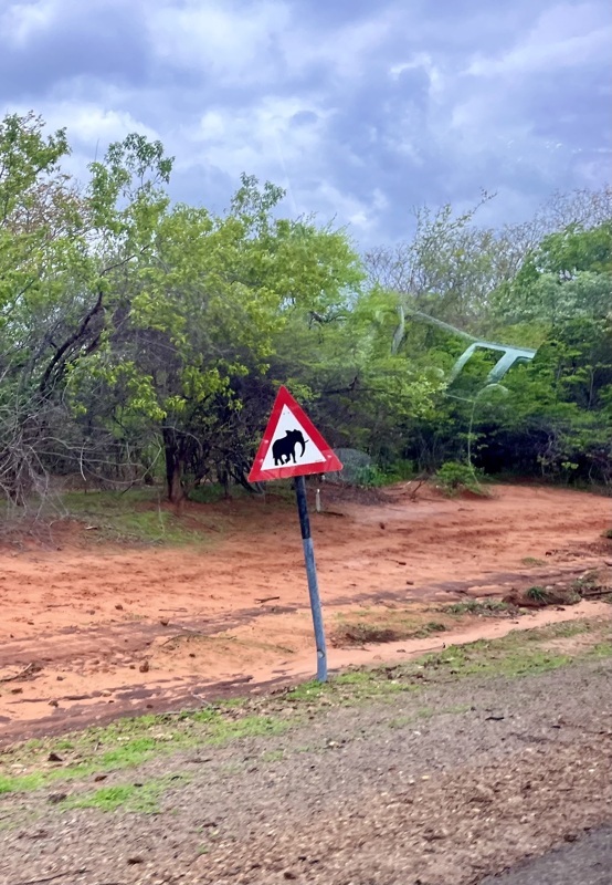 un panneau pas habituel pour nous
