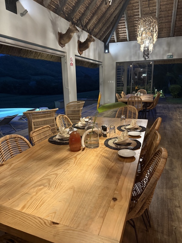 notre table du soir dans le lodge