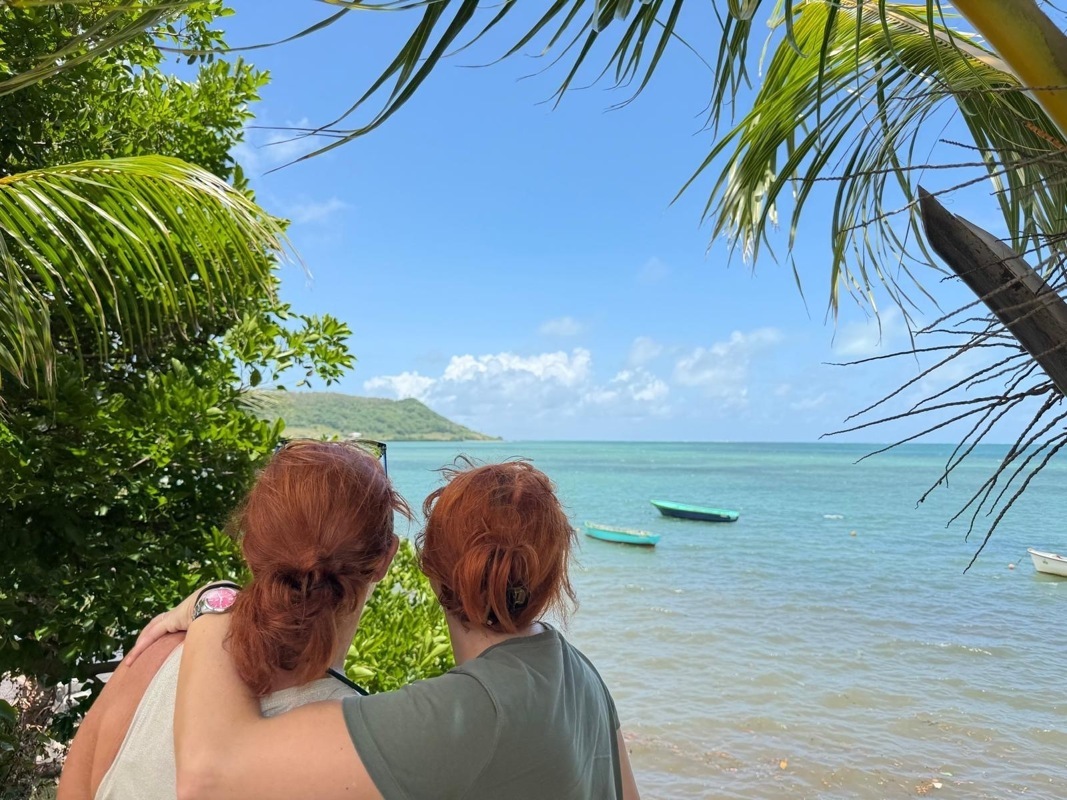 deux renardes croisées sur la cote