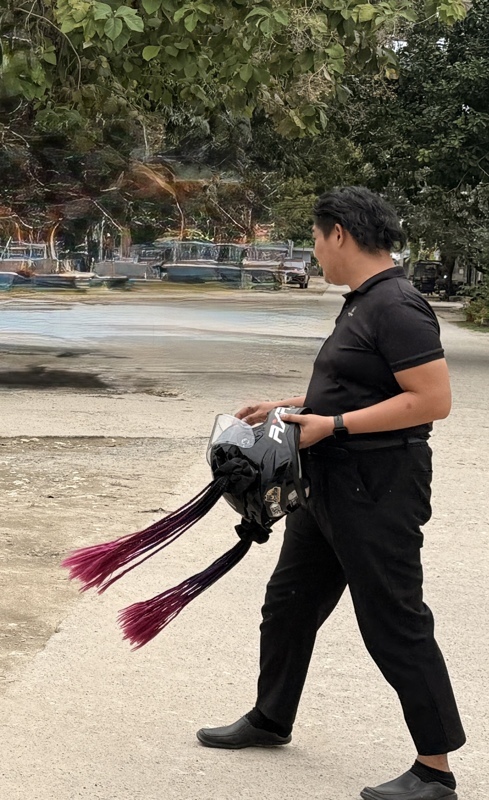 Notre accompagnateur de l’hôtel, c’est un style….