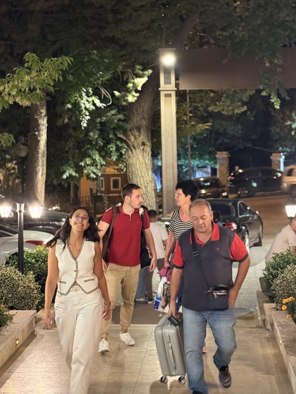 Claudie et jean yves nous rejoignent en fin de soirée